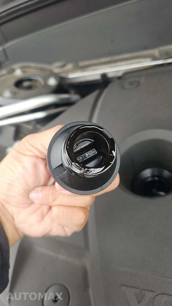 2019 Volvo XC90 T6 Momentum - miniatura 24