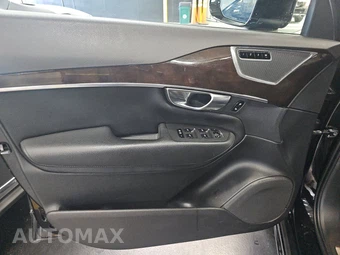 2019 Volvo XC90 T6 Momentum - miniatura 9