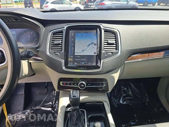 2019 Volvo XC90 T6 Momentum - miniatura 10