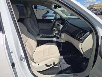 2019 Volvo XC90 T6 Momentum - miniatura 19