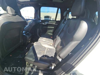 2019 Volvo XC90 T6 Momentum – miniatura 10