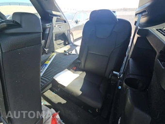 2019 Volvo XC90 T6 Momentum – miniatura 11
