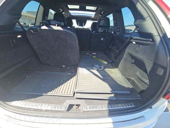 2019 Volvo XC90 T6 Momentum – miniatura 12