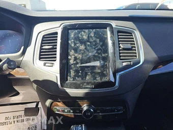 2019 Volvo XC90 T6 Momentum – miniatura 7