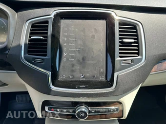 2019 Volvo XC90 T6 Momentum - miniatura 25