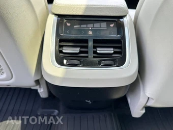 2019 Volvo XC90 T6 Momentum - miniatura 33