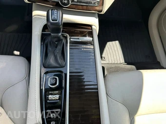 2019 Volvo XC90 T6 Momentum - miniatura 45