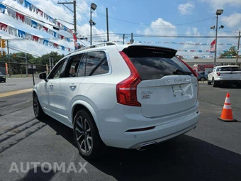 2019 Volvo XC90 T6 Momentum - miniatura 2
