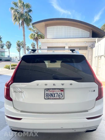 2019 Volvo XC90 T6 Momentum - miniatura 12