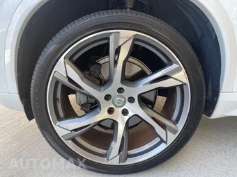 2019 Volvo XC90 T6 Momentum - miniatura 37