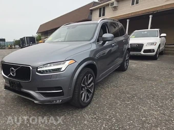 2019 Volvo XC90 T6 Momentum