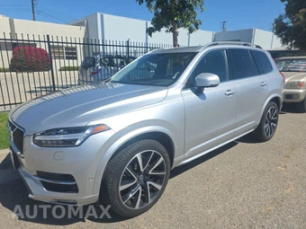 2019 Volvo XC90 T6 Momentum