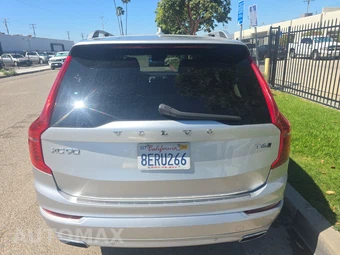 2019 Volvo XC90 T6 Momentum - miniatura 5