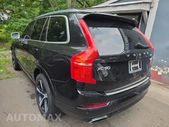 2019 Volvo XC90 T6 R-Design – miniatura 6