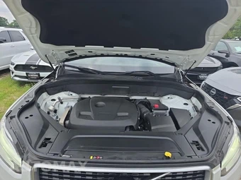 2019 Volvo XC90 T6 R-Design – miniatura 20