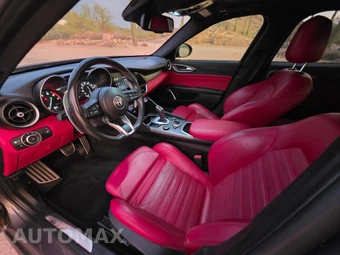 2020 Alfa Romeo Giulia Ti Sport – miniatura 10