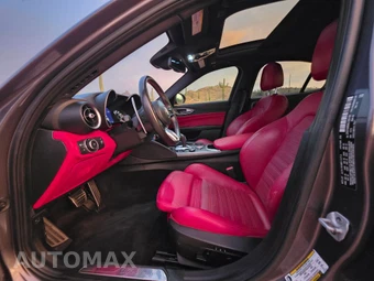 2020 Alfa Romeo Giulia Ti Sport – miniatura 9
