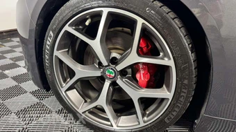 2020 Alfa Romeo Giulia Ti – miniatura 10