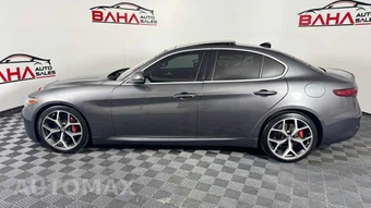 2020 Alfa Romeo Giulia Ti – miniatura 3