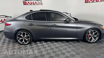 2020 Alfa Romeo Giulia Ti – miniatura 7
