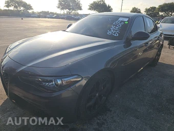 2020 Alfa Romeo Giulia – miniatura 5