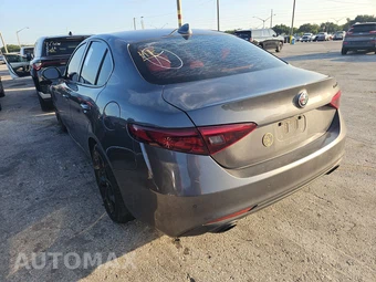2020 Alfa Romeo Giulia – miniatura 7