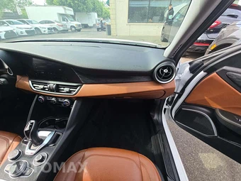 2020 Alfa Romeo Giulia – miniatura 19