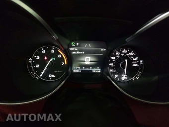 2020 Alfa Romeo Stelvio Sport - miniatura 6