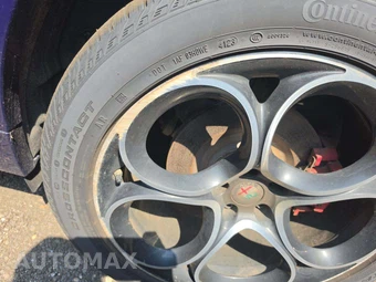 2020 Alfa Romeo Stelvio Ti Sport – miniatura 28