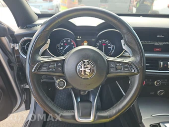 2020 Alfa Romeo Stelvio Ti Sport - miniatura 10