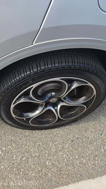 2020 Alfa Romeo Stelvio Ti Sport - miniatura 24