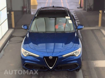 2020 Alfa Romeo Stelvio Ti – miniatura 2