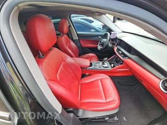 2020 Alfa Romeo Stelvio – miniatura 15
