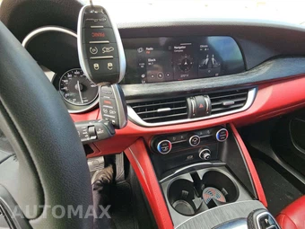 2020 Alfa Romeo Stelvio – miniatura 5