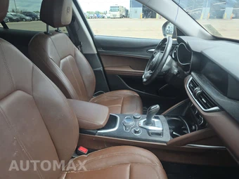 2020 Alfa Romeo Stelvio – miniatura 8