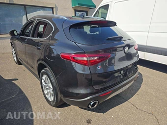 2020 Alfa Romeo Stelvio – miniatura 2