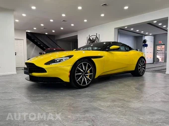 2020 Aston Martin DB11 V8 Coupe