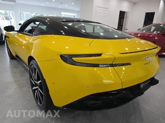 2020 Aston Martin DB11 V8 Coupe - miniatura 29
