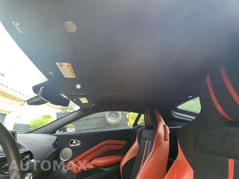 2020 Aston Martin Vantage - miniatura 11