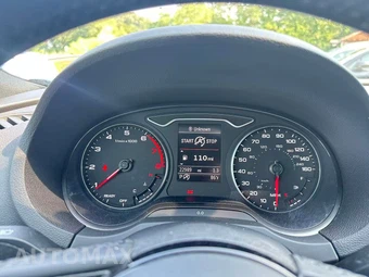 2020 Audi A3 Sedan S line Premium - miniatura 9