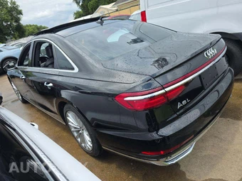 2020 Audi A8 4.0T – miniatura 2