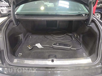 2020 Audi A8 L Plug-In Hybrid – miniatura 14