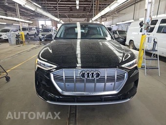2020 Audi e-tron Sportback Premium Plus – miniatura 2