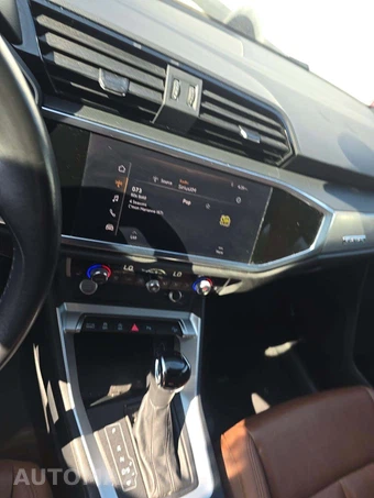 2020 Audi Q3 2.0T Premium – miniatura 10