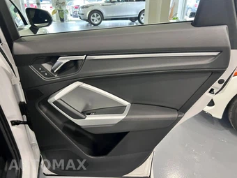 2020 Audi Q3 2.0T Premium - miniatura 30