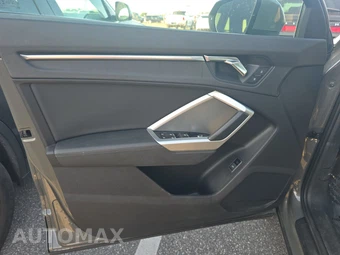 2020 Audi Q3 2.0T Premium – miniatura 9