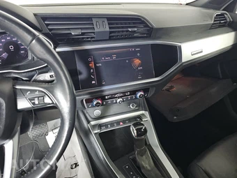2020 Audi Q3 2.0T Premium – miniatura 11