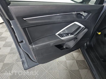 2020 Audi Q3 2.0T Premium – miniatura 9