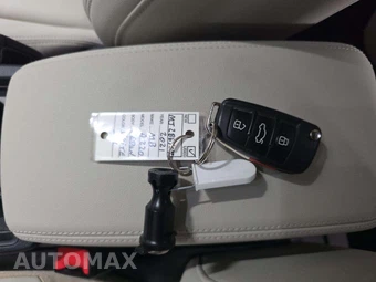 2020 Audi Q3 2.0T S line Premium Plus - miniatura 8