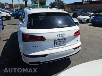 2020 Audi Q5 Plug-In Hybrid Premium Plus - miniatura 5